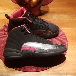 Jordan 12 Retro. Size 8.5